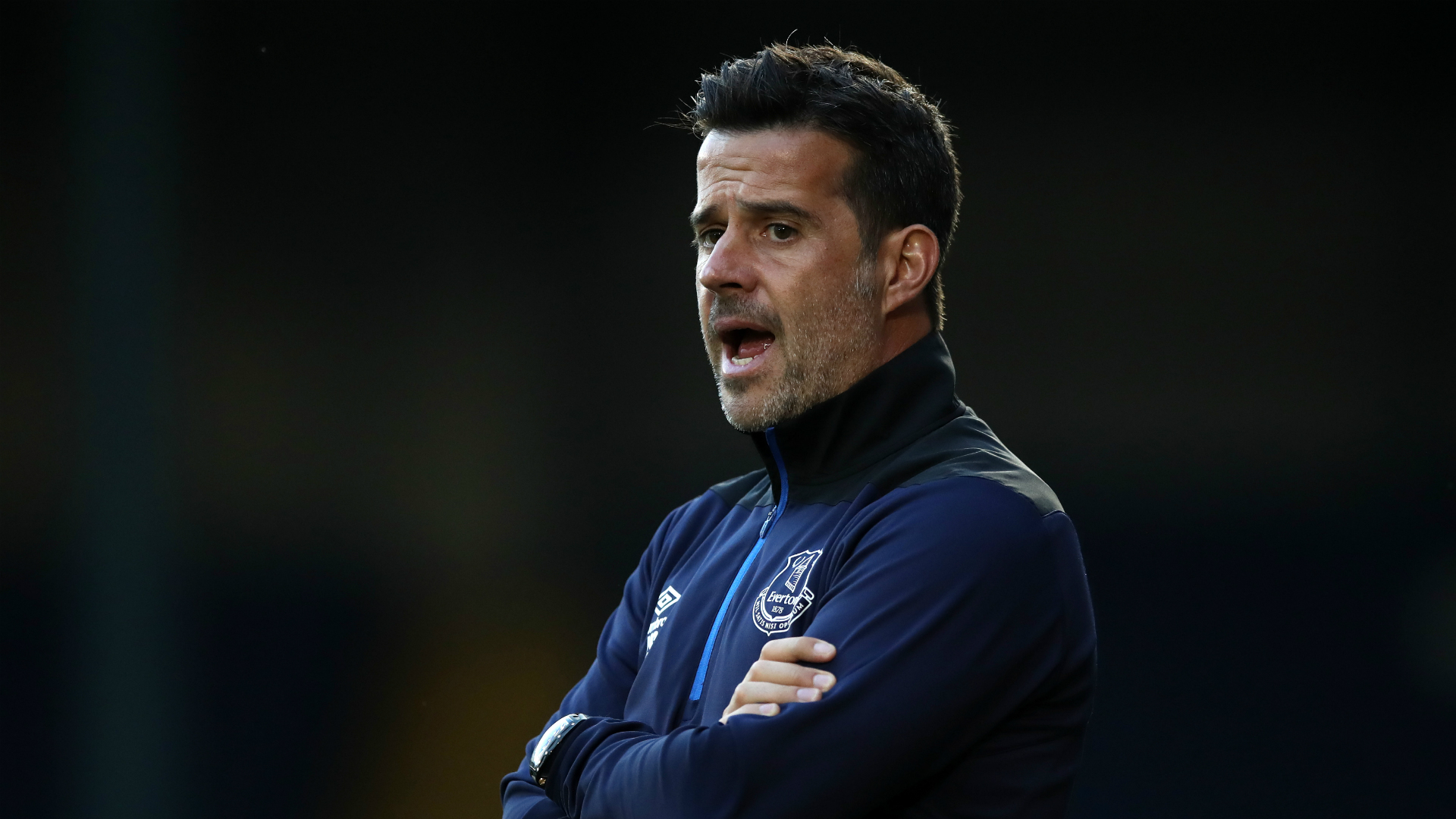 手帶來巨大 手帶來巨大